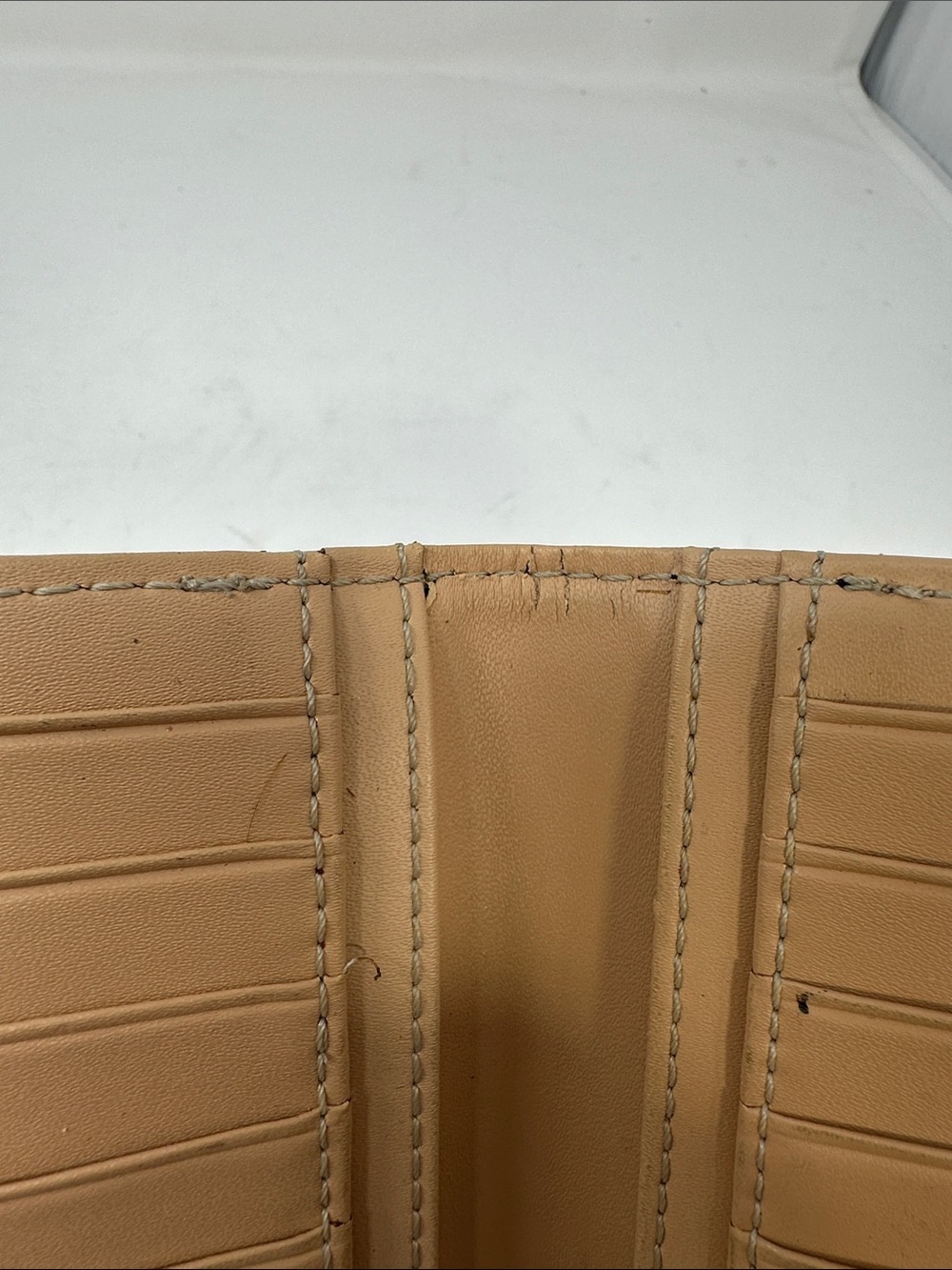 Kate Spade wallet - Picture 5 of 6